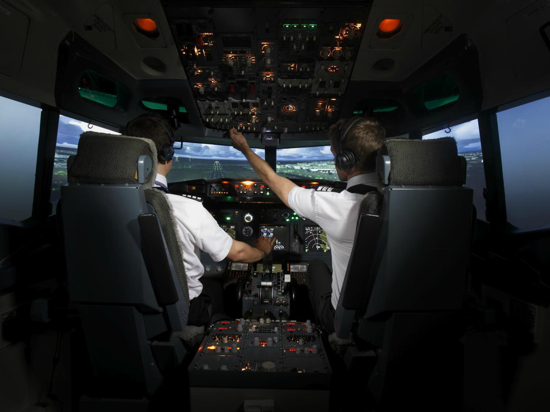 Flight Experience景点图片