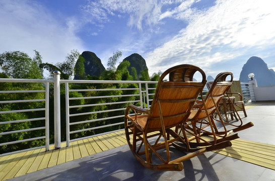 阳朔静然山水酒店主图