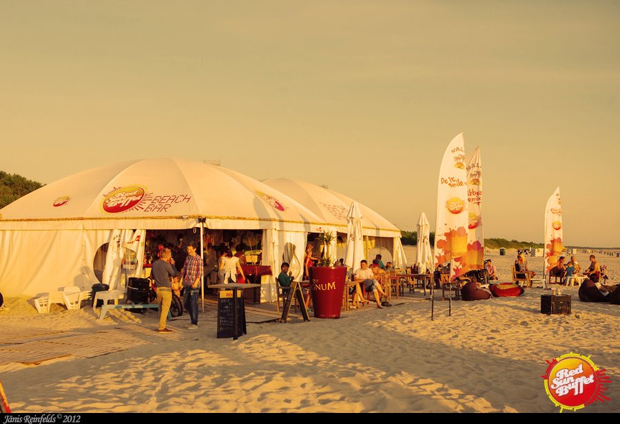 Red Sun Buffet Beach Bar-Liepaja必去景点