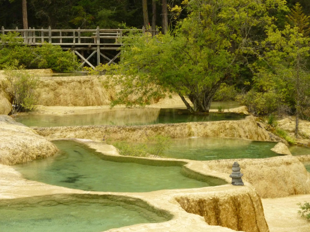 黄龙沟-松潘县必去景点