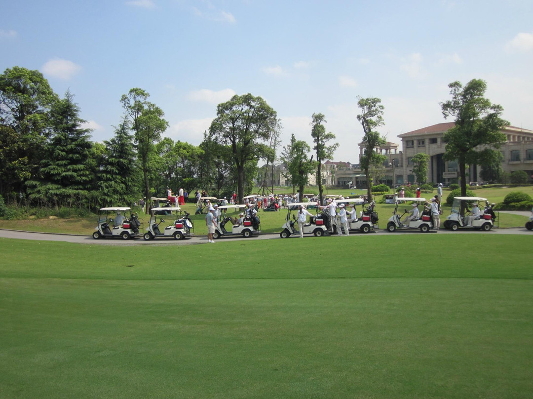 美兰湖高尔夫俱乐部-上海市必去景点