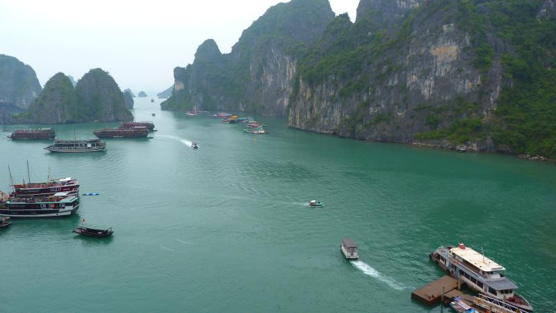 Sung Sot Cave-下龙湾必去景点
