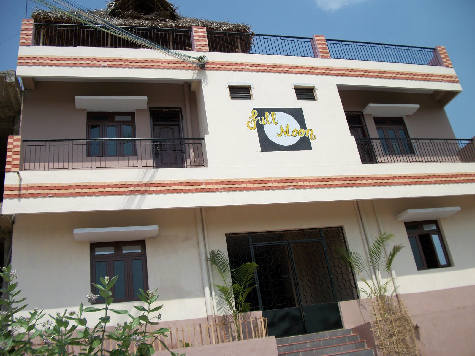 Full Moon Guesthouse-官方