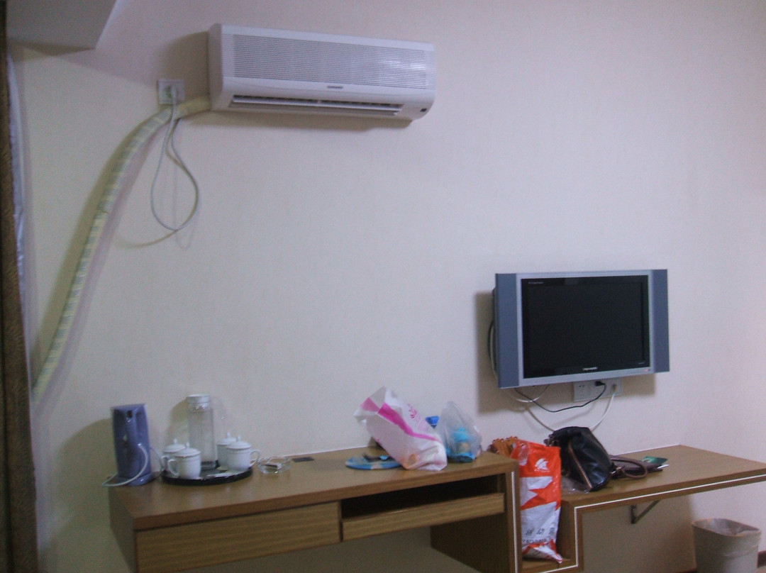 庐山步红温泉大酒店主图