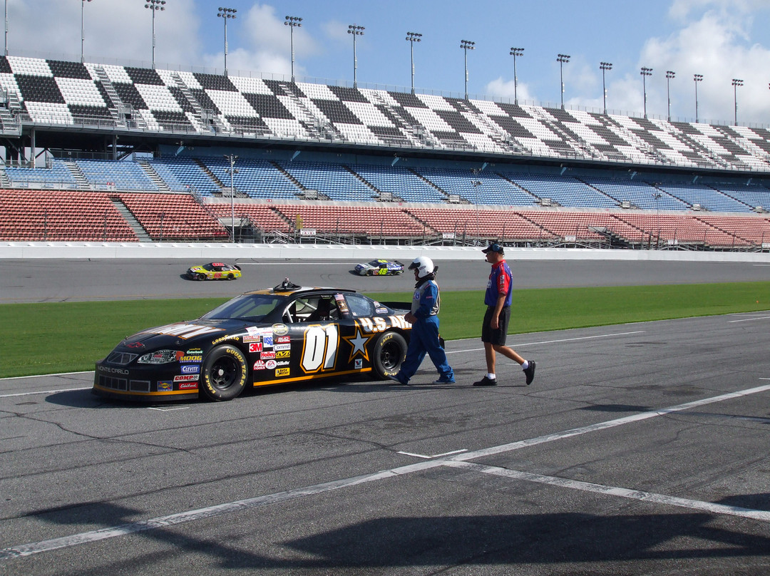 NASCAR Racing Experience景点图片
