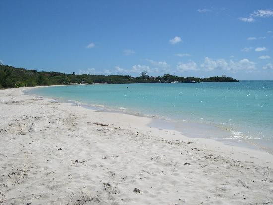 Baía de Sapodilla-普罗维登西亚莱斯必去景点