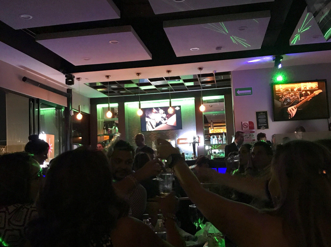 Acapela Karaoke-Bar