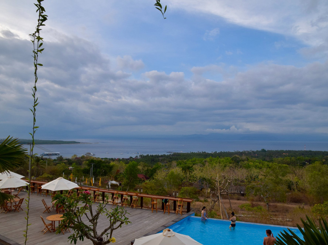 Semabu Hills Hotel主图