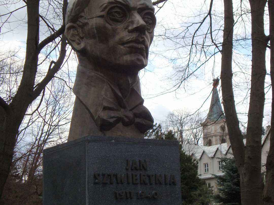 Monument of Jan Sztwiertnia景点图片