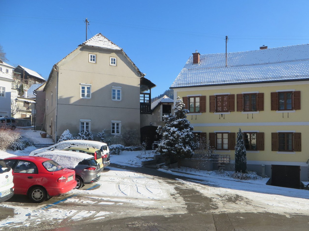 Valvasorjev trg Square-Lasko必去景点