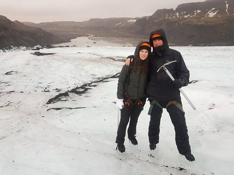 Arctic Adventures-朗伊尔城必去景点