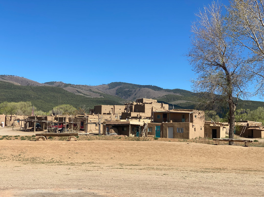 The Low Road From Taos and Santa Fe景点图片