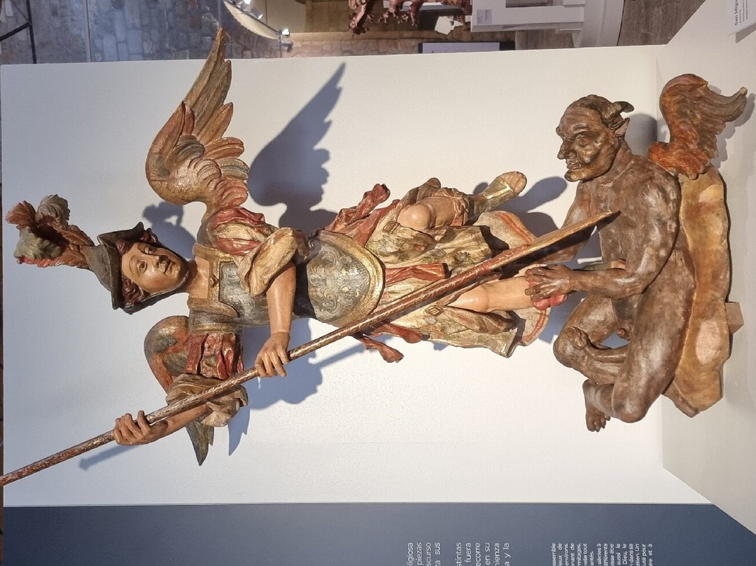 Museo de Santiago-Carrion de los Condes必去景点