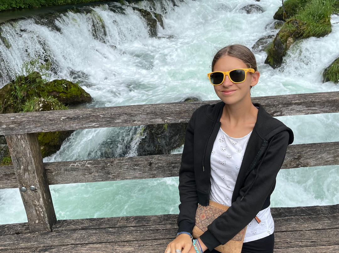Krupa Water Falls景点图片