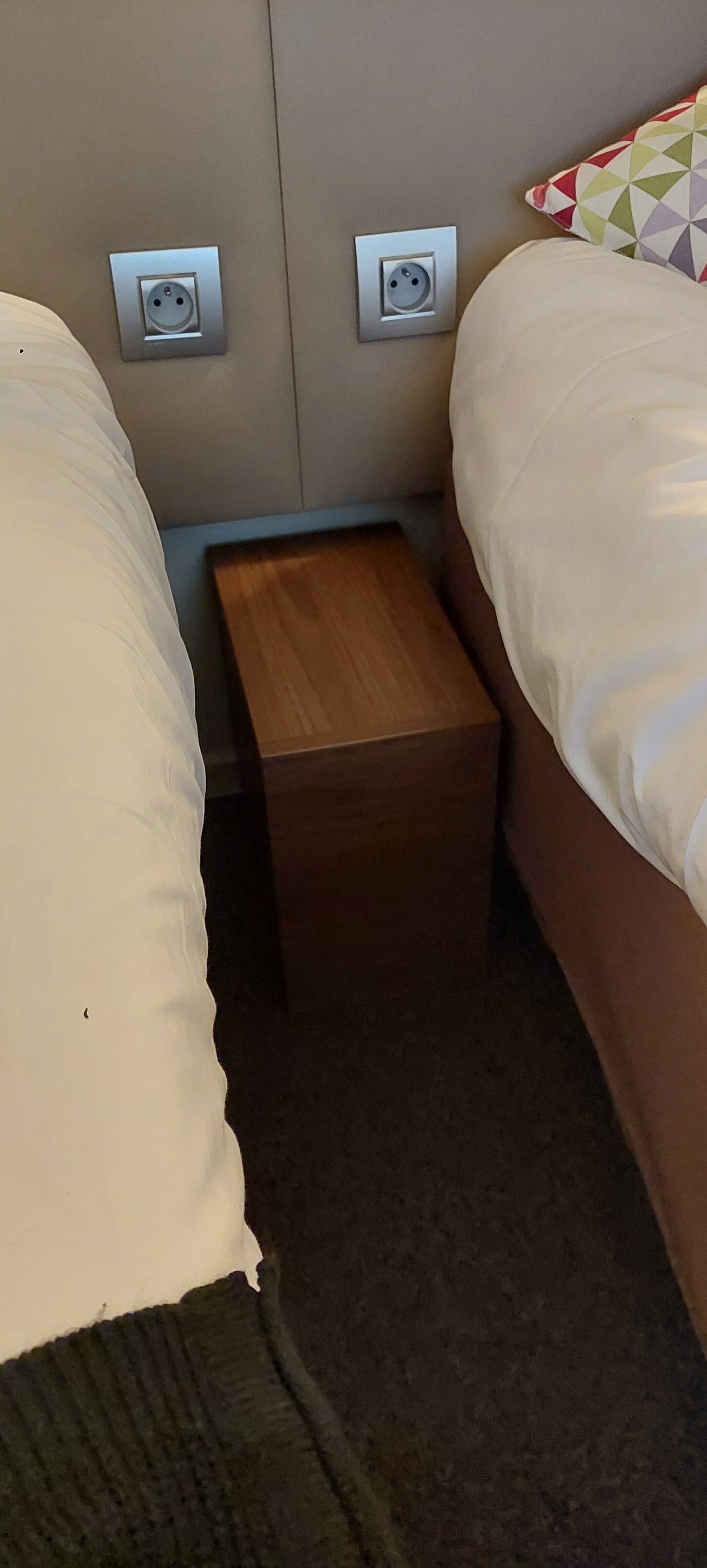 Campanile Caen Est - Mondeville-客卧