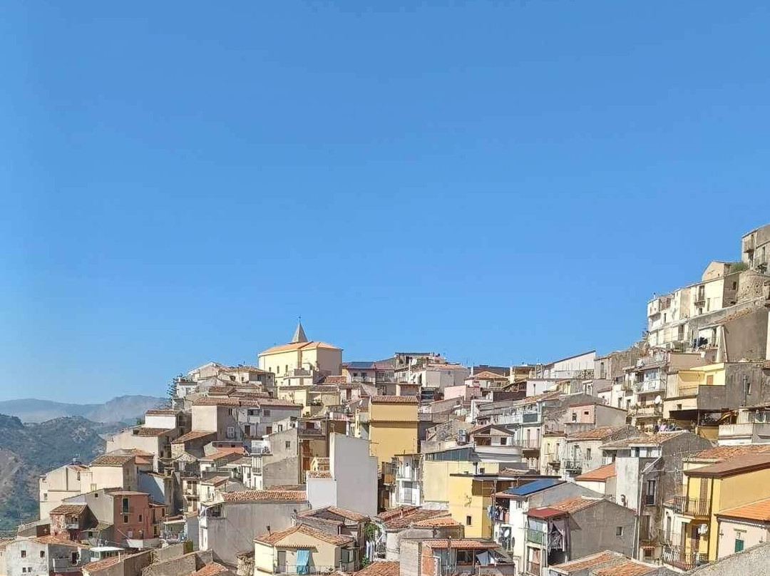 Centro Storico-Motta Camastra必去景点