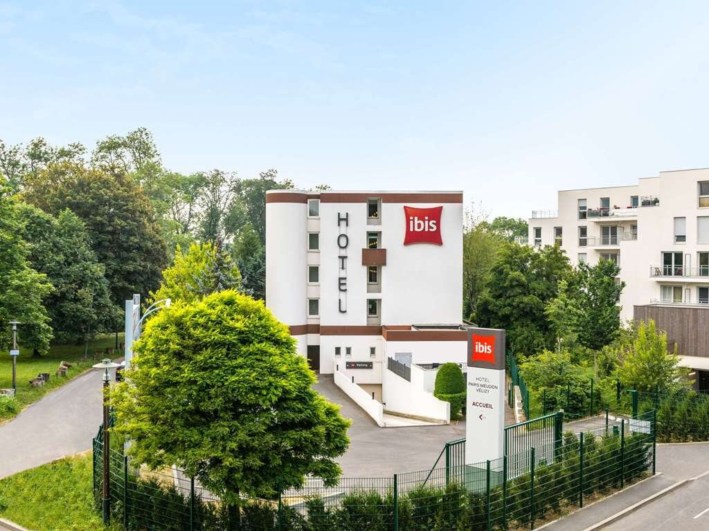 宜必思巴黎默东维利兹酒店主图