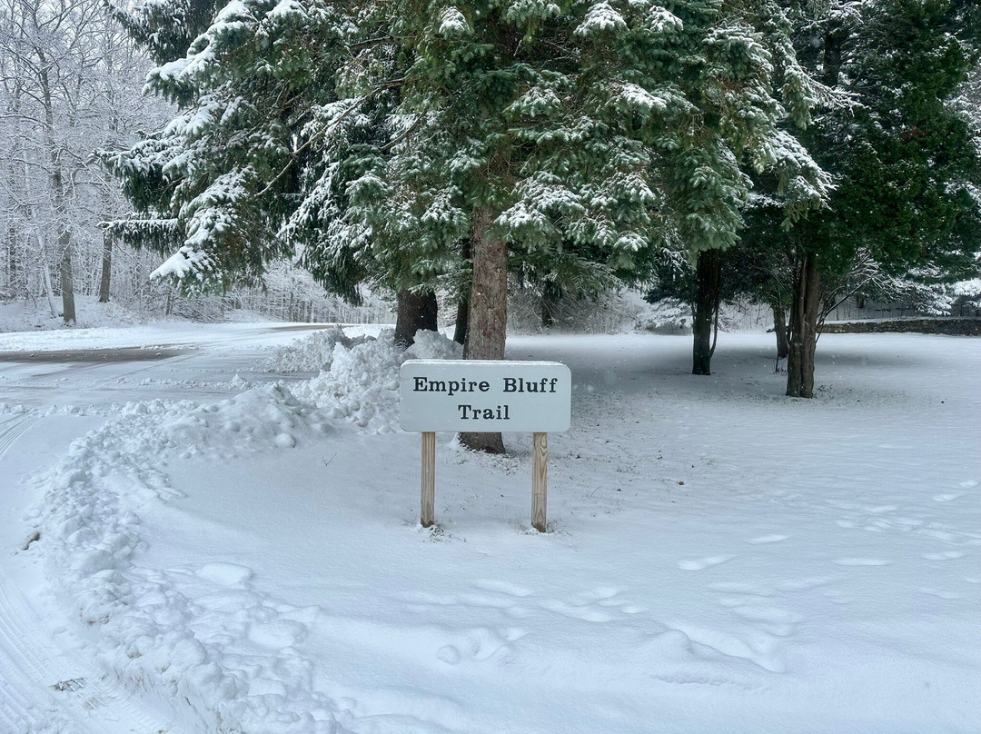 Empire Bluff Trail-Empire必去景点