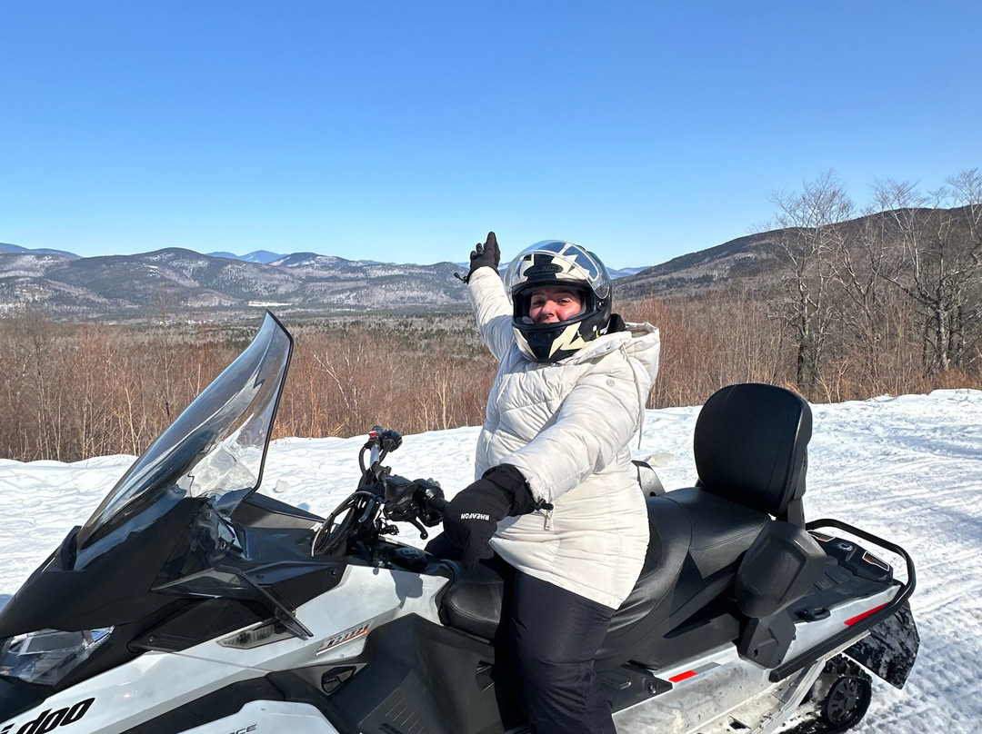 Northern Extremes Snowmobile景点图片