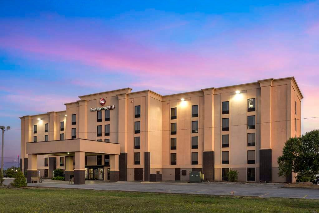 Best Western Plus Jonesboro Inn & Suites主图