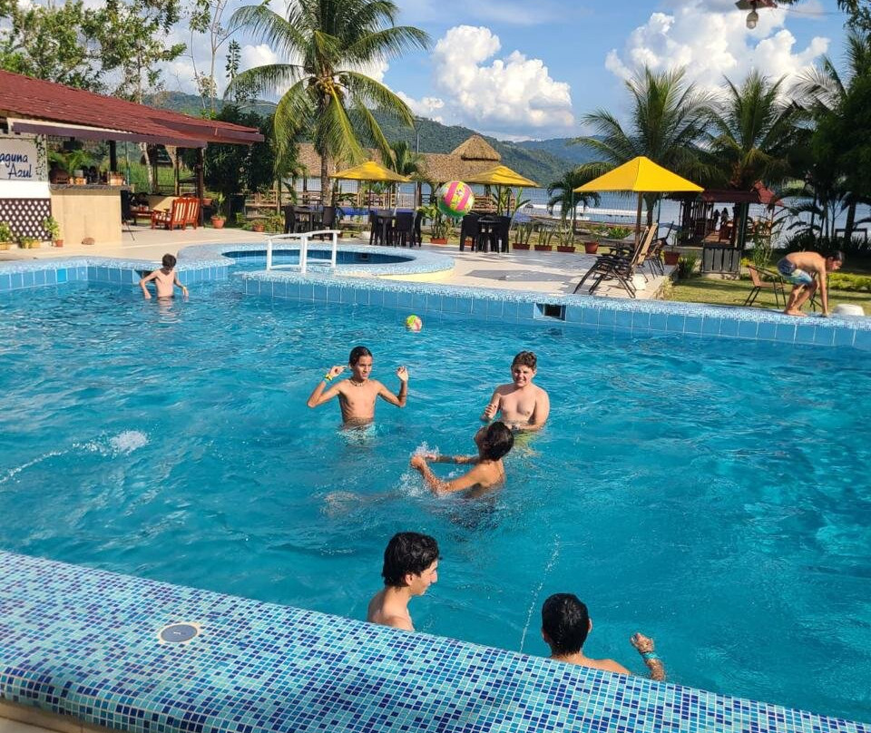 Laguna Azul Hotel & Suites主图