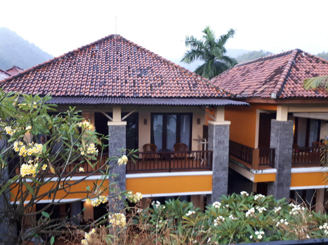 龙目岛日落酒店主图