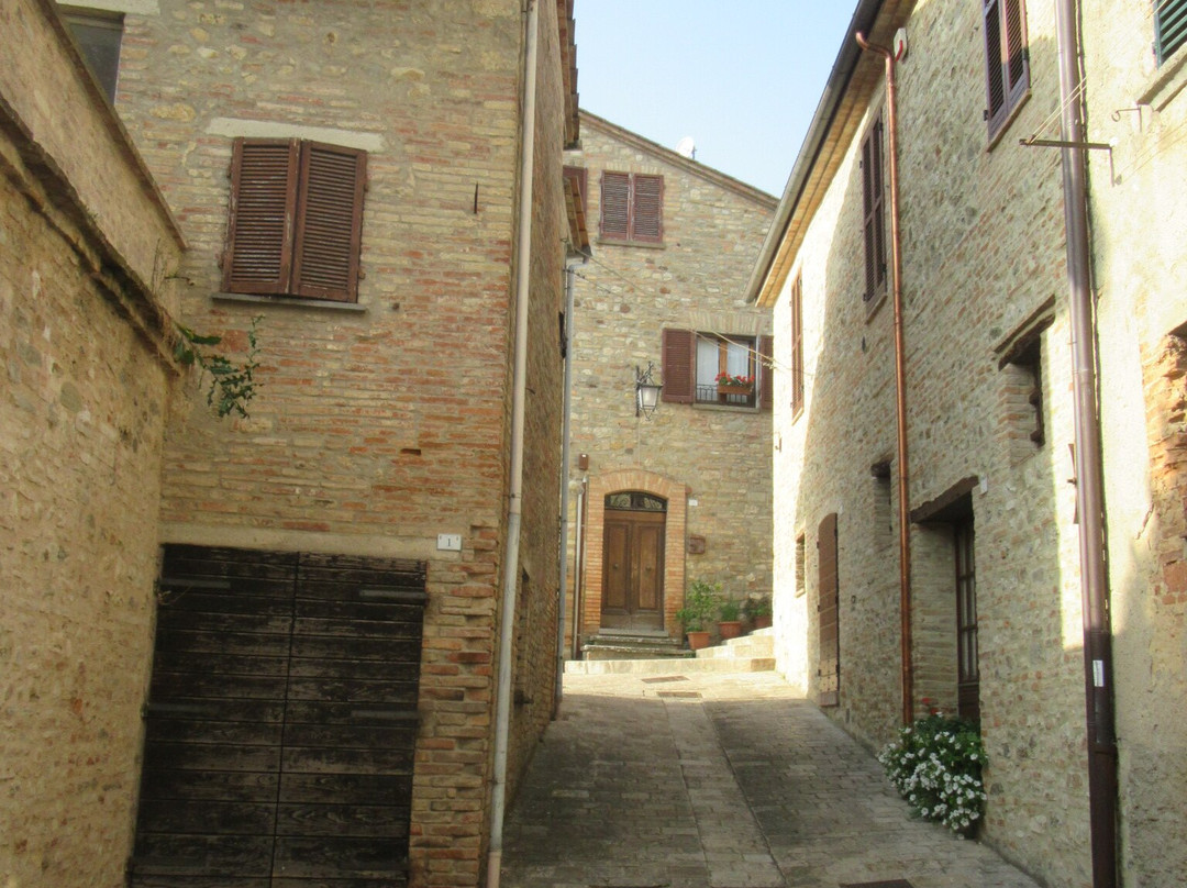 Montone - Centro Storico景点图片
