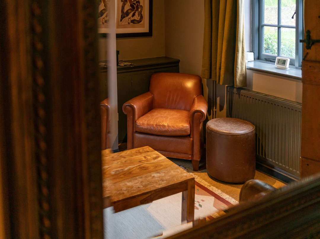 The Royal Oak Inn主图