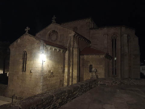 Iglesia de Santa Maria del Azogue-Betanzos必去景点