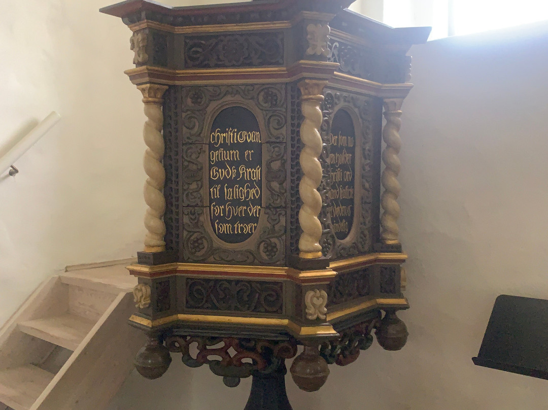 Malle Kirke景点图片