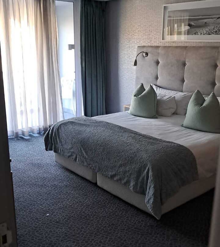 Krystal Beach Hotel主图