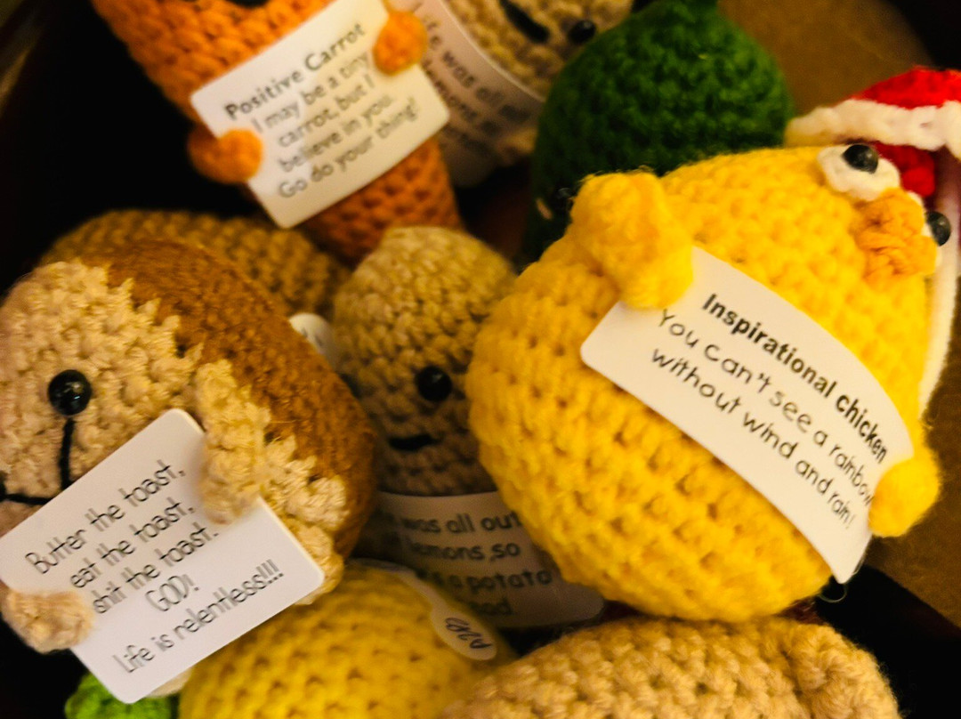 Ashes To Beauty-Claude必去景点