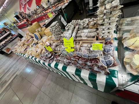 Au Nouveau Marché-Audun-le-Roman必去景点