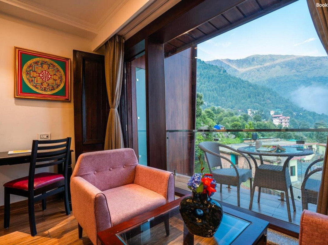 Alt life Luxe - Himalayan Crown - Dharamkot