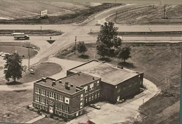 Pink Elephant Antique Mall-Livingston必去景点