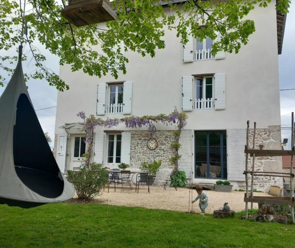 Les Tilleuls de Saint-Jean主图