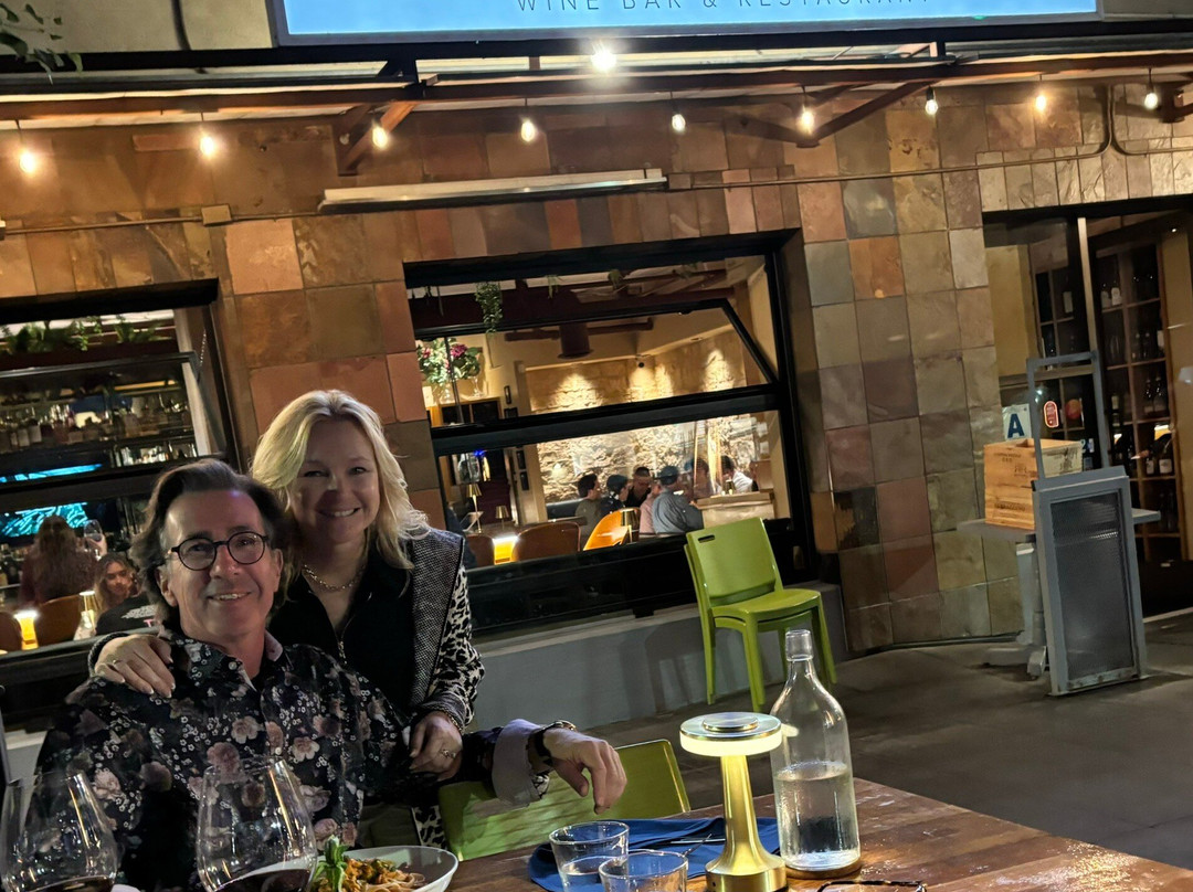Vinarius Wine Bar & Restaurant