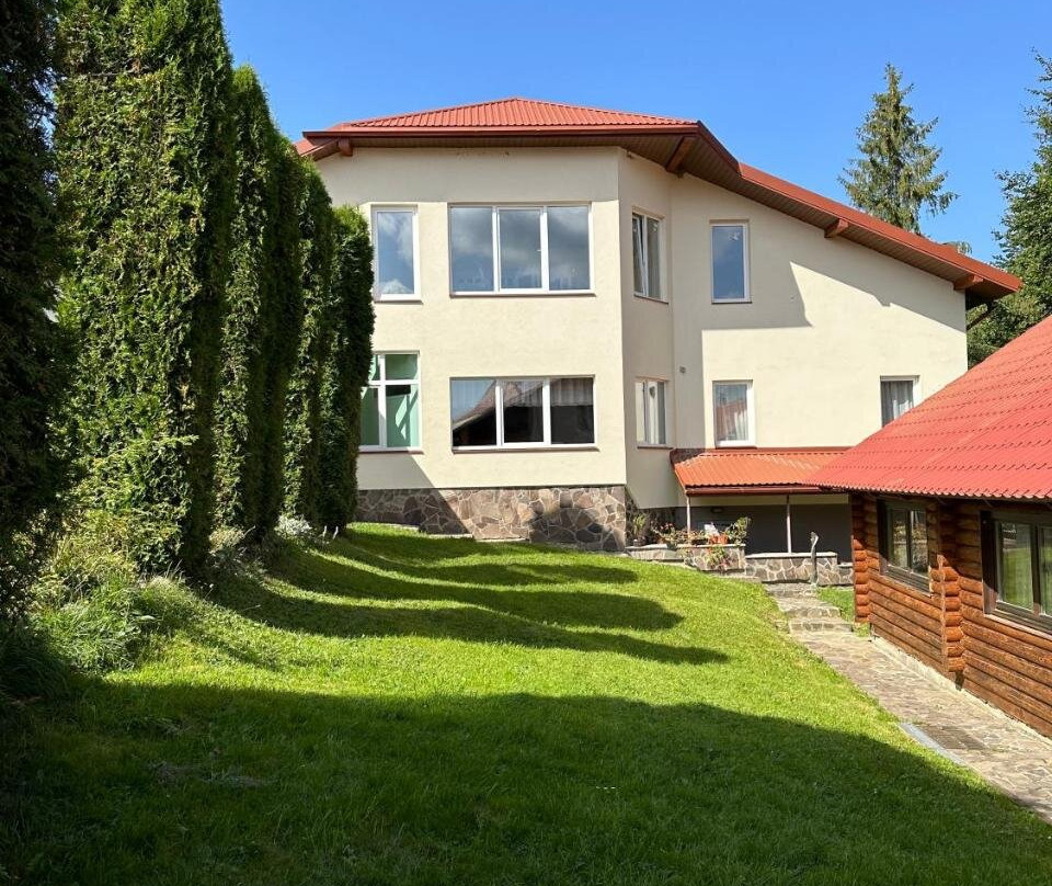 Guest House Podobovets 2000