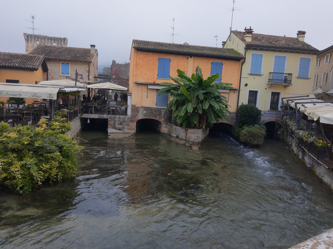 Ponte Visconteo di Valeggio sul Mincio-明乔河畔瓦莱焦必去景点
