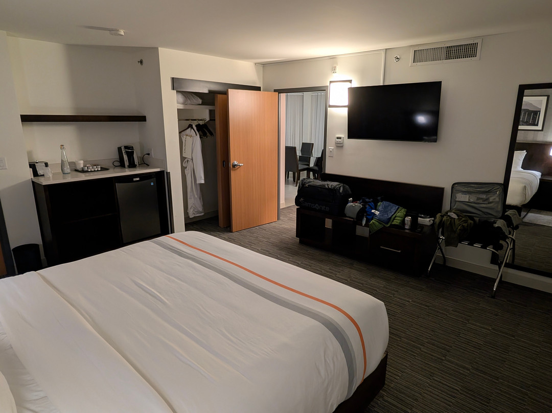 The Grand Winnipeg Airport Hotel by Lakeview主图