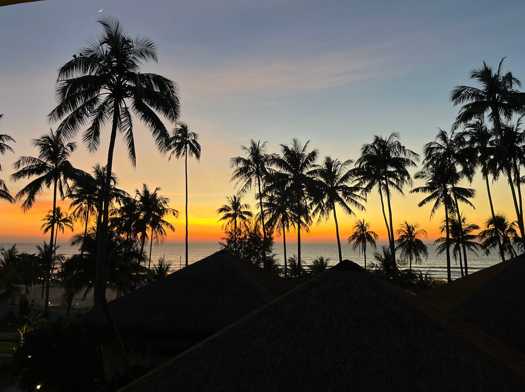 伊斯卡拉度假酒店主图