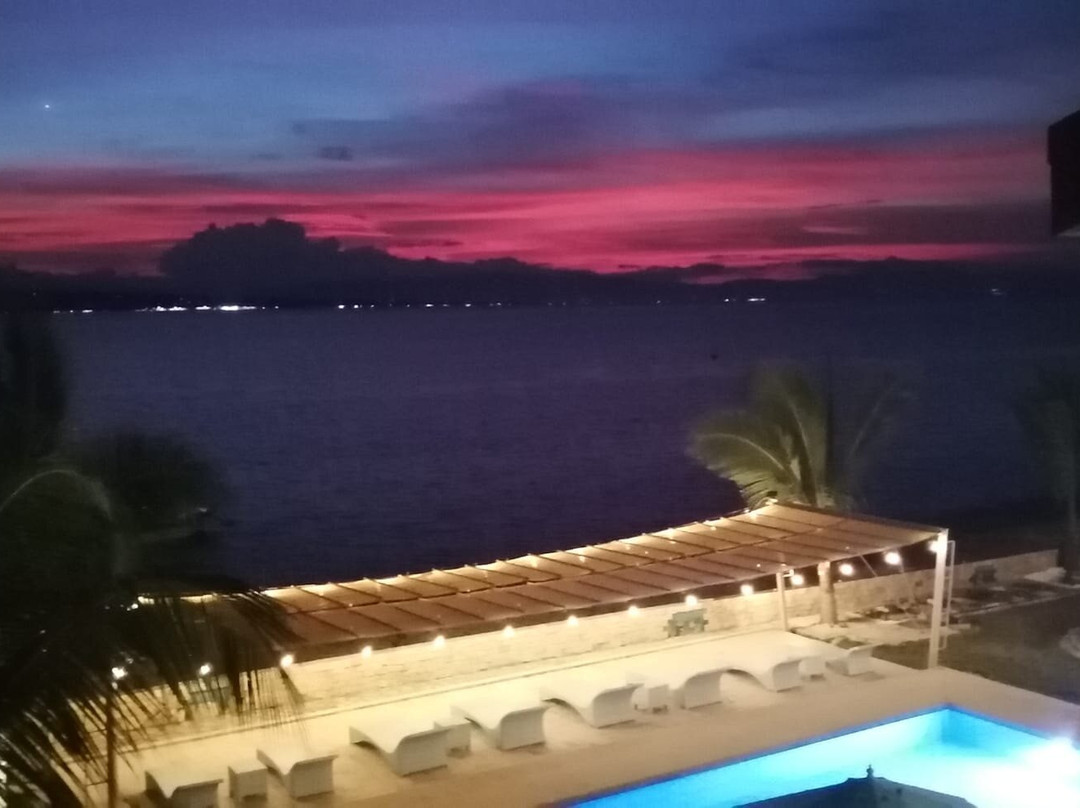 Emoha Dive Resort主图