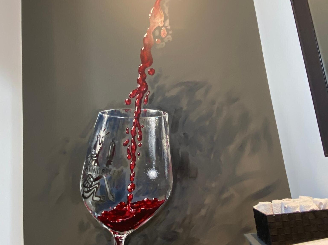 Howling Bluff Estate Winery-彭蒂克顿必去景点