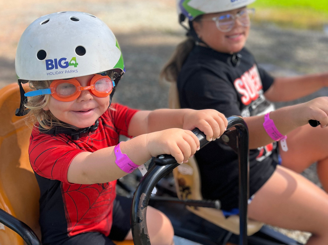 黄金海岸假日公园酒店主图