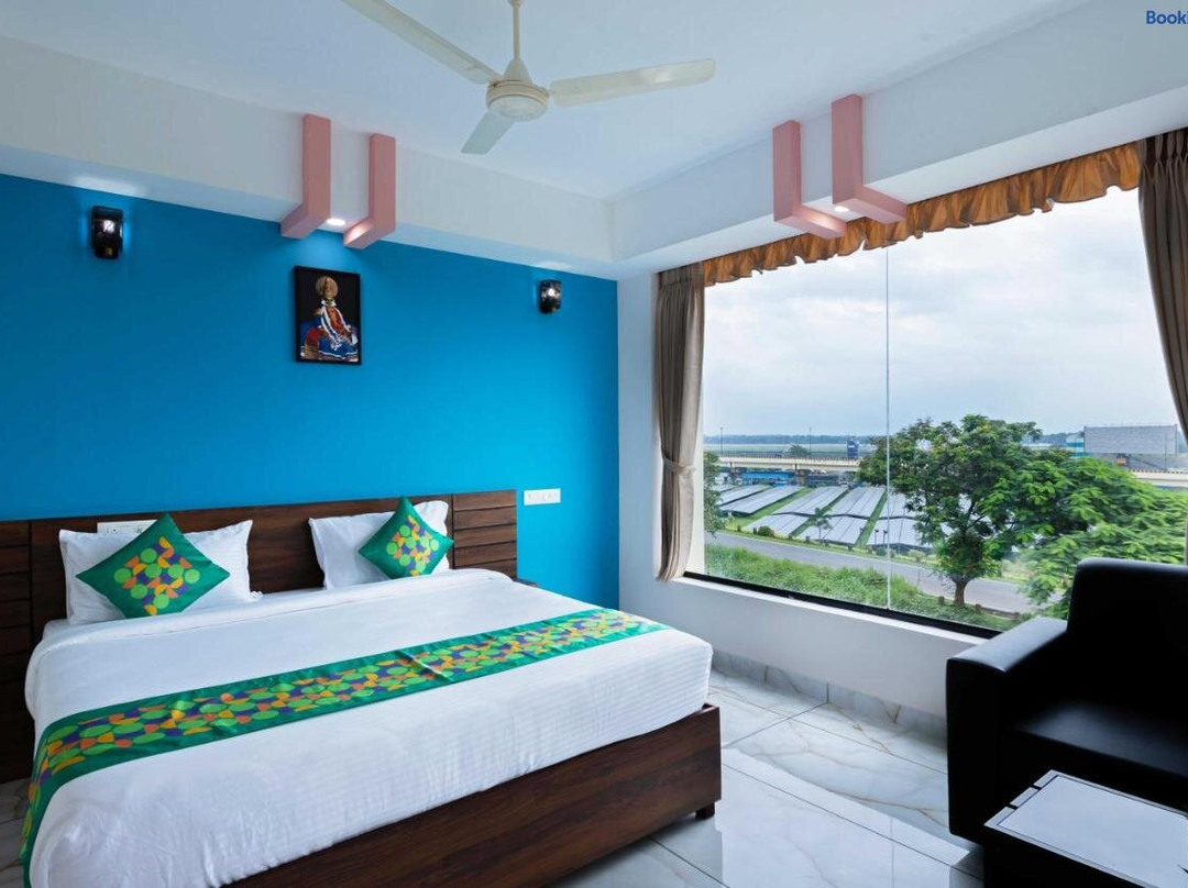 Treebo Airsuite Airport Hotel