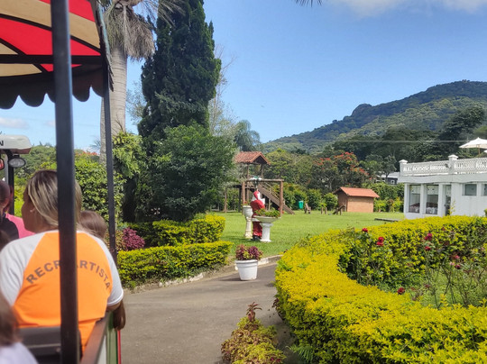 橄榄山度假酒店主图