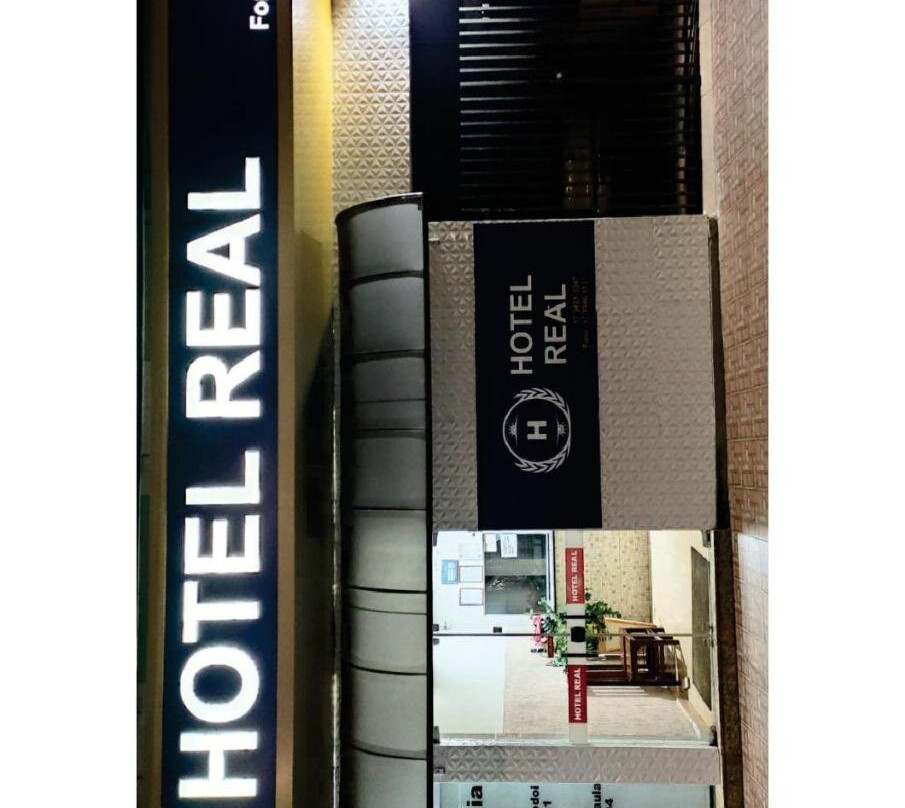 Hotel Real