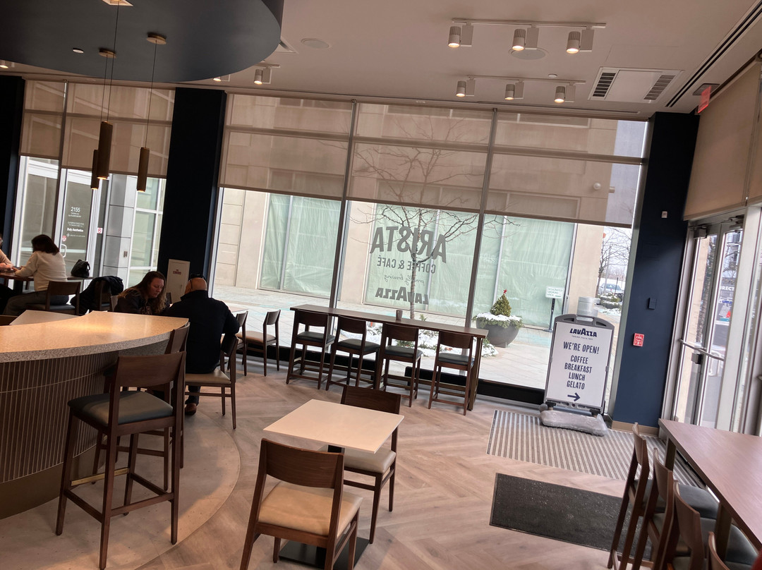 市中心阿里斯塔酒店主图