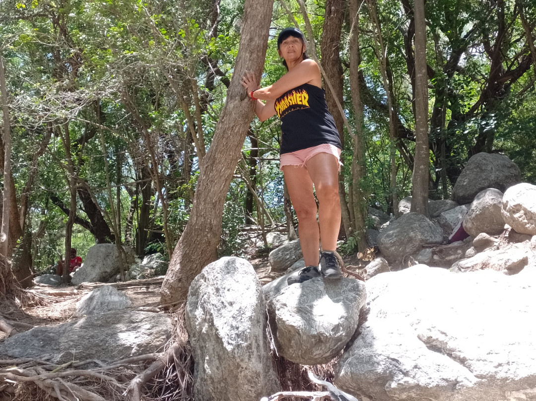 Arroyo Piedras Blancas-梅洛必去景点