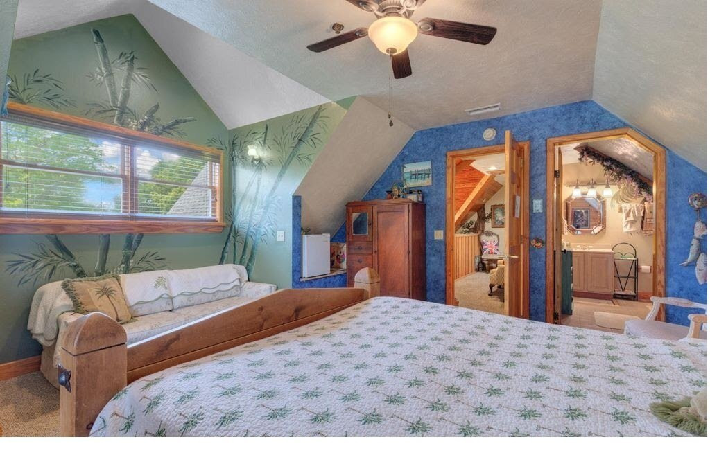 Cabin On The Lake主图